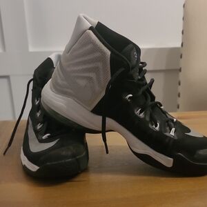 Men 11 SizeNike Black and White High-Top Sneakers